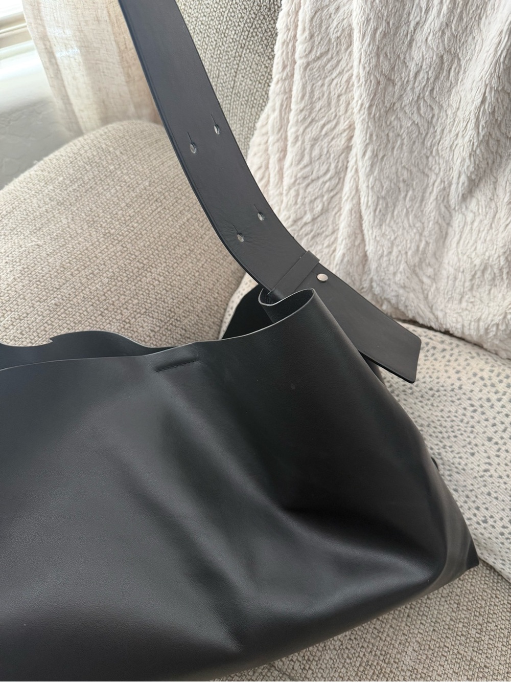 COS Black Leather Tote with interior drawstring pouch - Picture 5 of 10